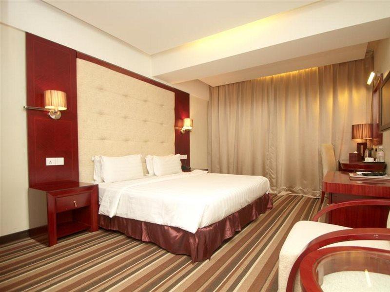 Celyn City Hotel Kota Kinabalu Ngoại thất bức ảnh