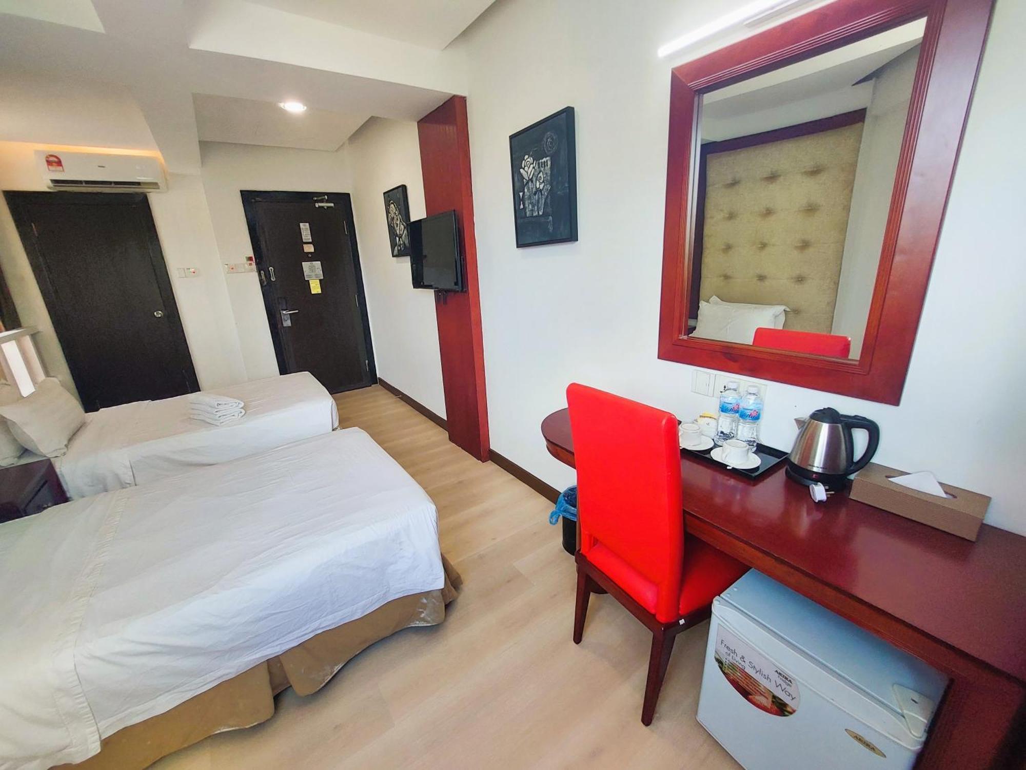 Celyn City Hotel Kota Kinabalu Ngoại thất bức ảnh