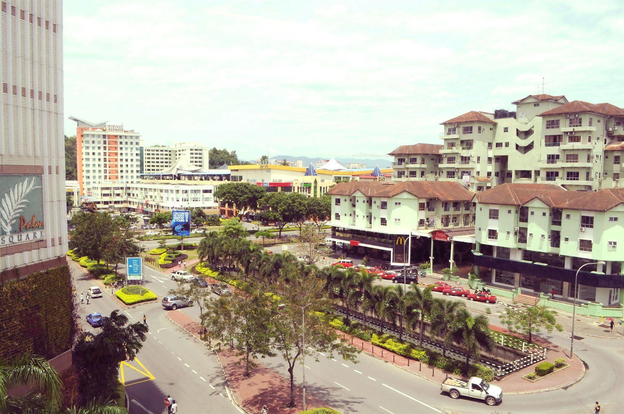 Celyn City Hotel Kota Kinabalu Ngoại thất bức ảnh